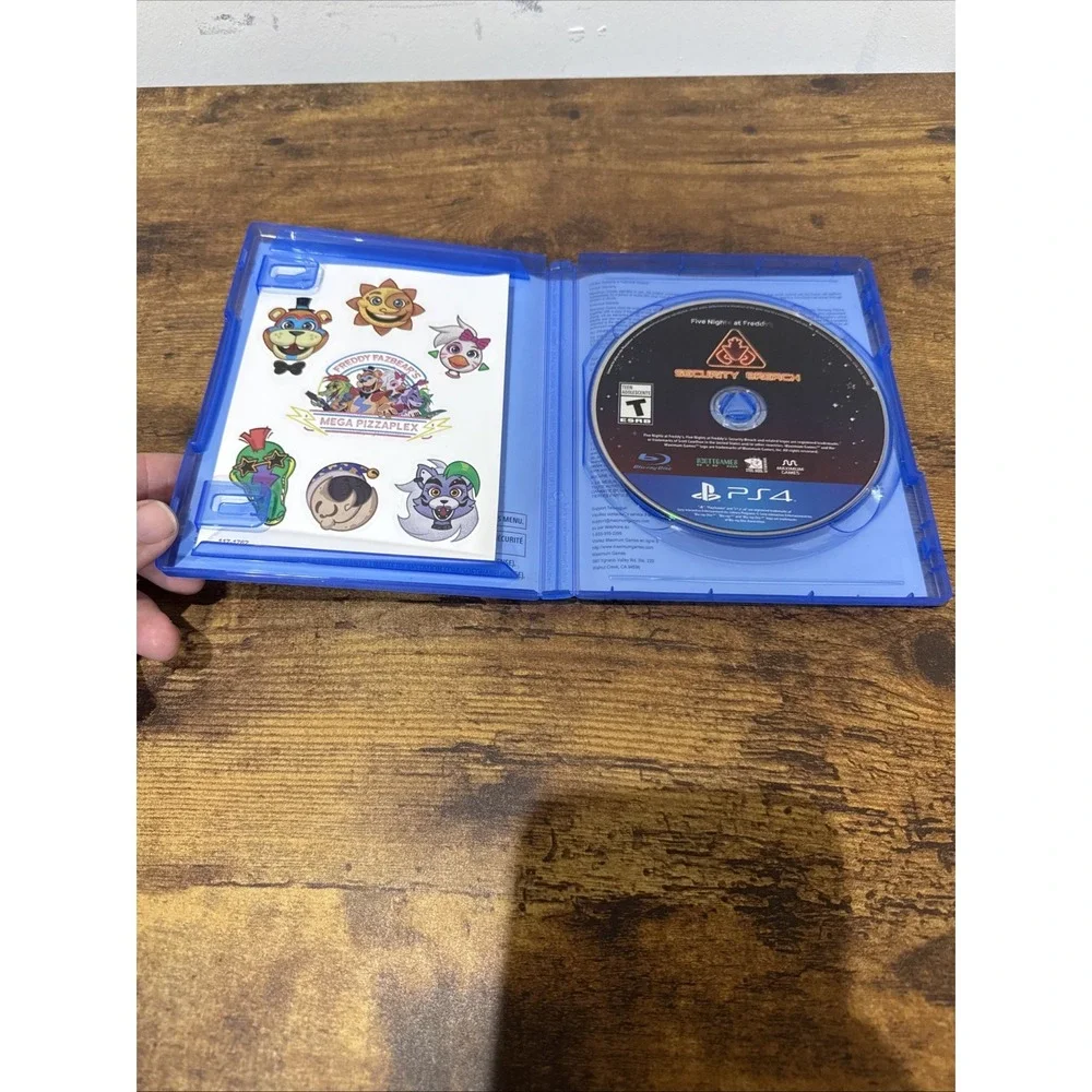 Five Nights at Freddy's: Security Breach PlayStation 4 No Manual  With Stickers